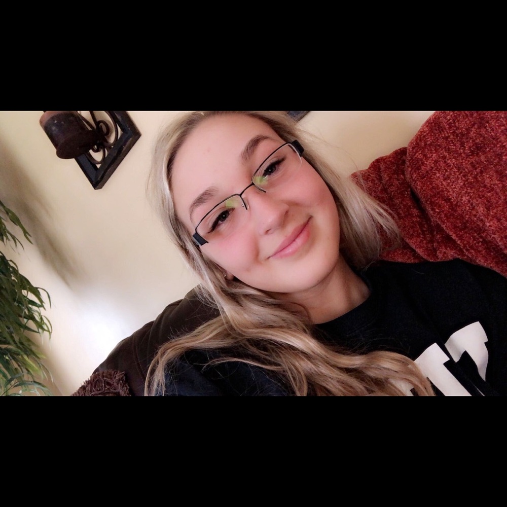 Meet your Posher, Jacey